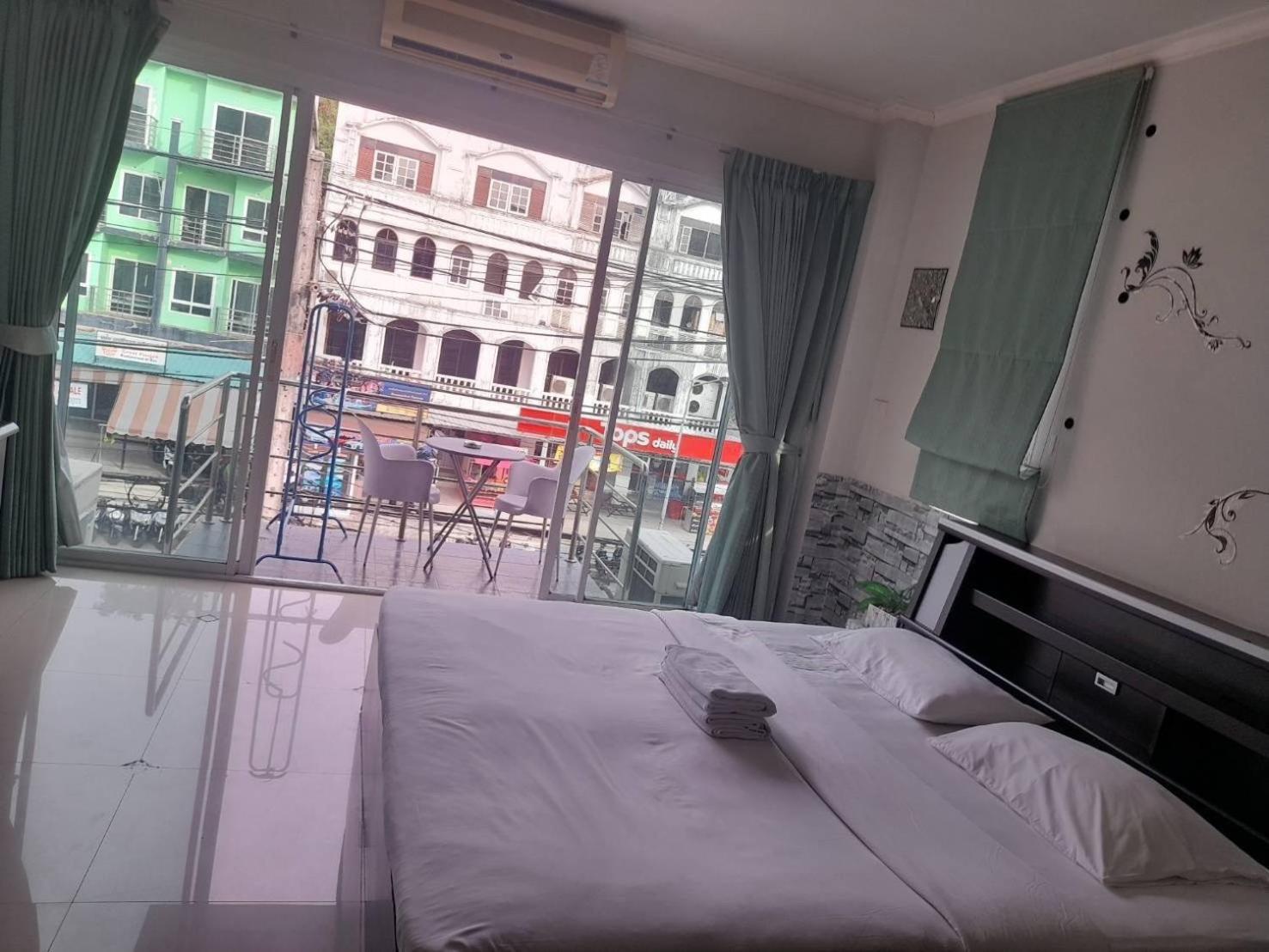 Sweet Dream Hotel Patong Phuket Extérieur photo