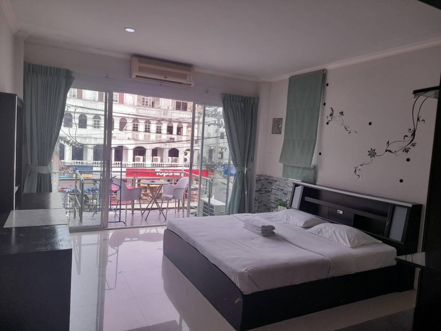 Sweet Dream Hotel Patong Phuket Extérieur photo